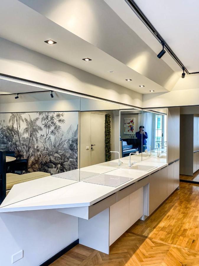 Exclusive Top Floor 2-Bedroom Flat Milano Esterno foto