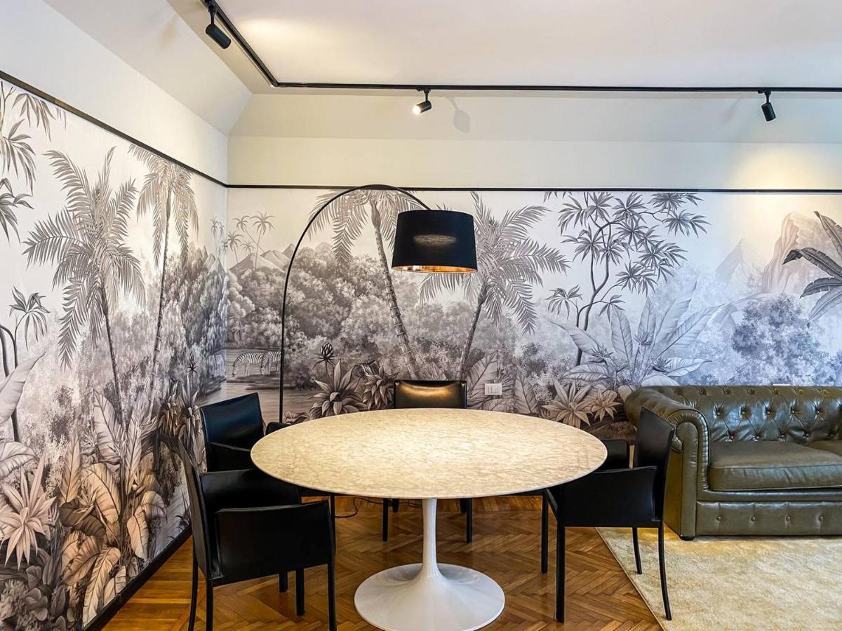 Exclusive Top Floor 2-Bedroom Flat Milano Esterno foto