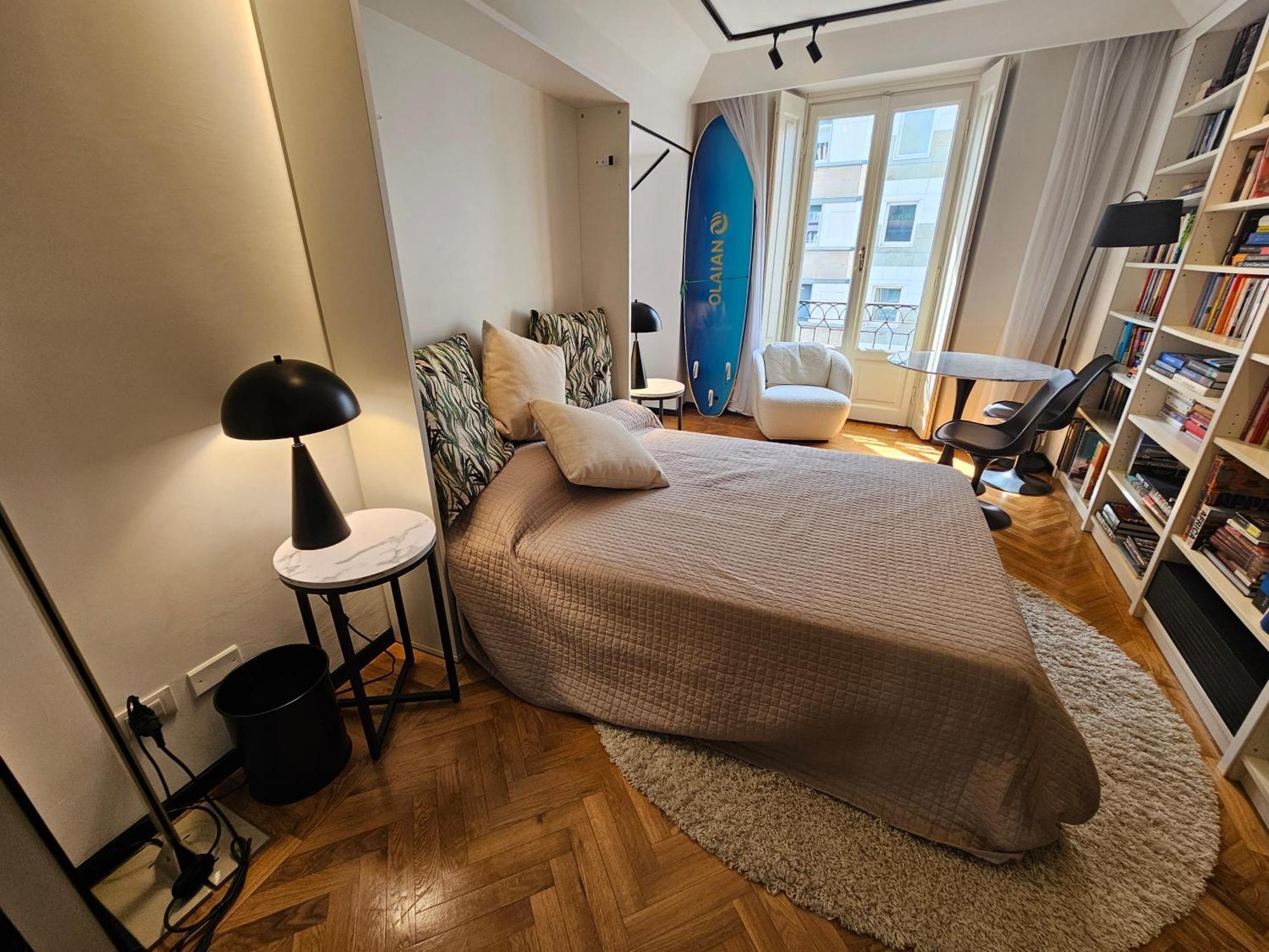Exclusive Top Floor 2-Bedroom Flat Milano Esterno foto