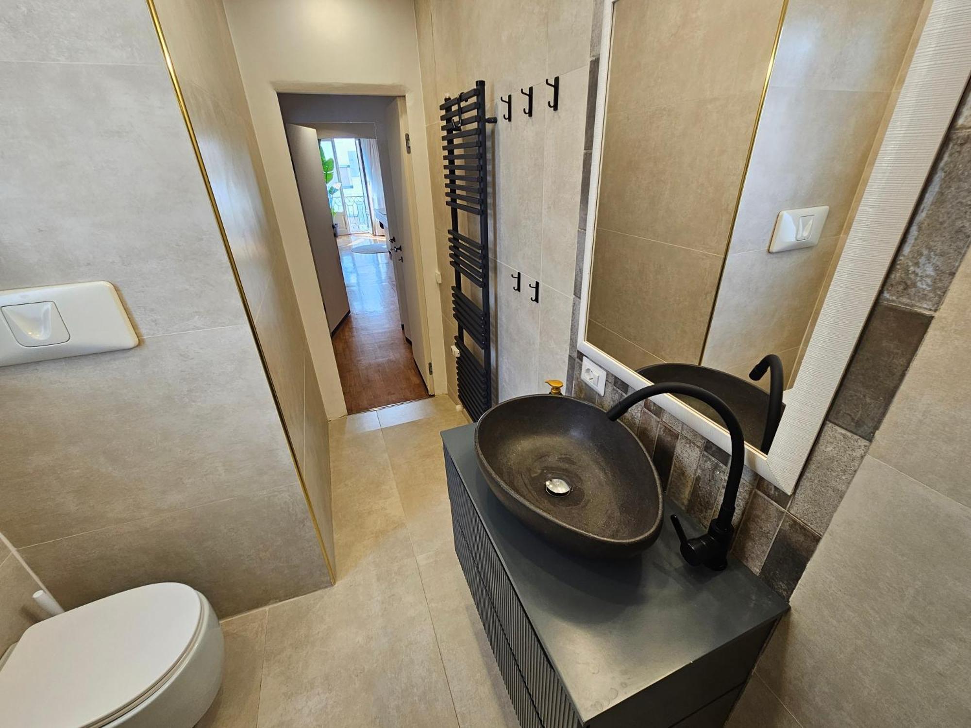 Exclusive Top Floor 2-Bedroom Flat Milano Esterno foto