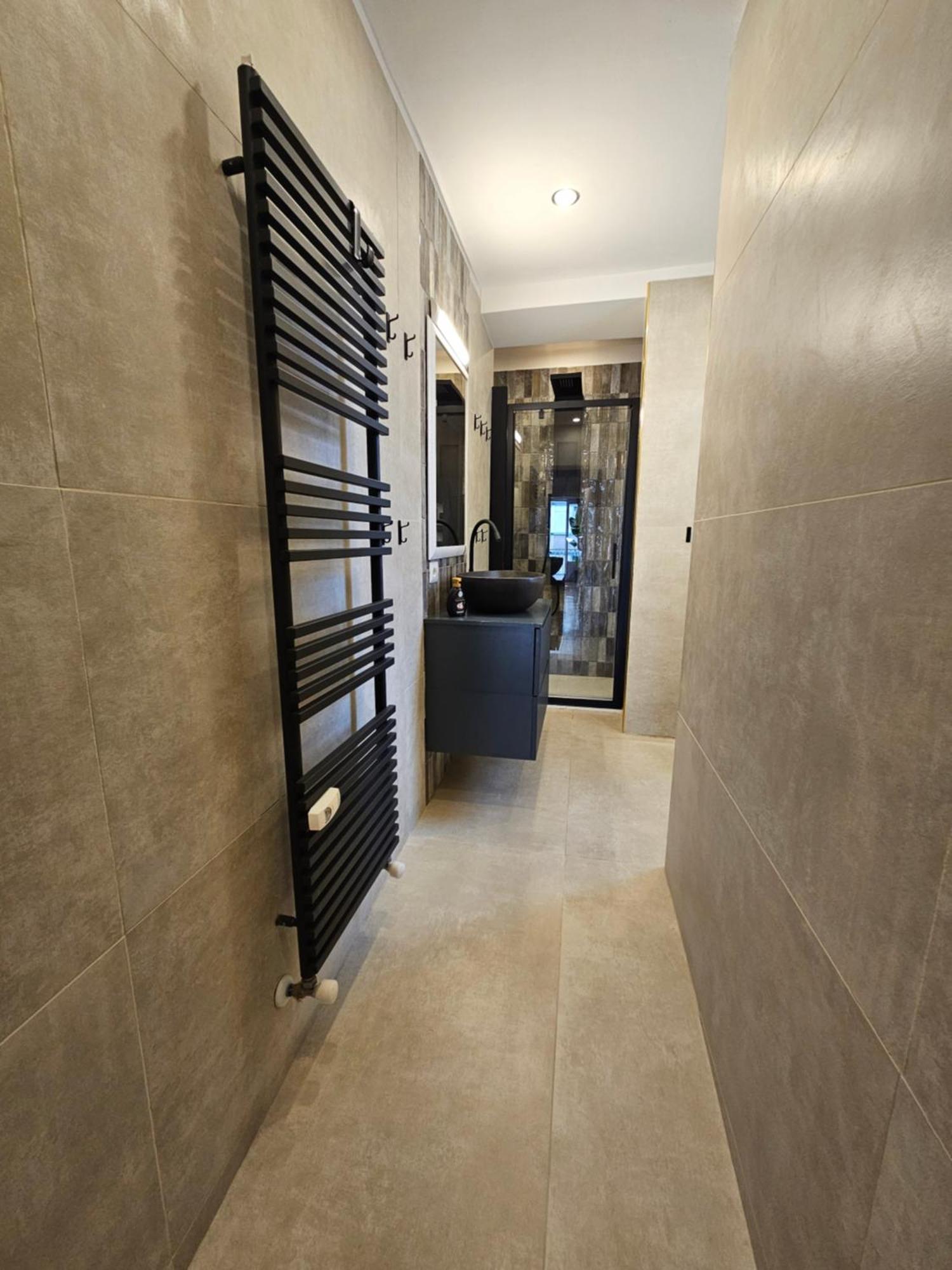 Exclusive Top Floor 2-Bedroom Flat Milano Esterno foto